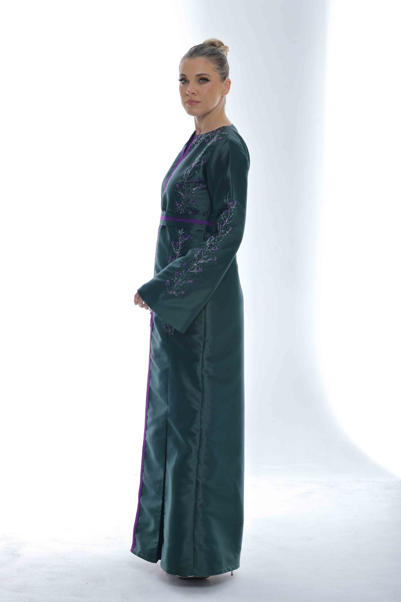 Talia Abaya - Image 3