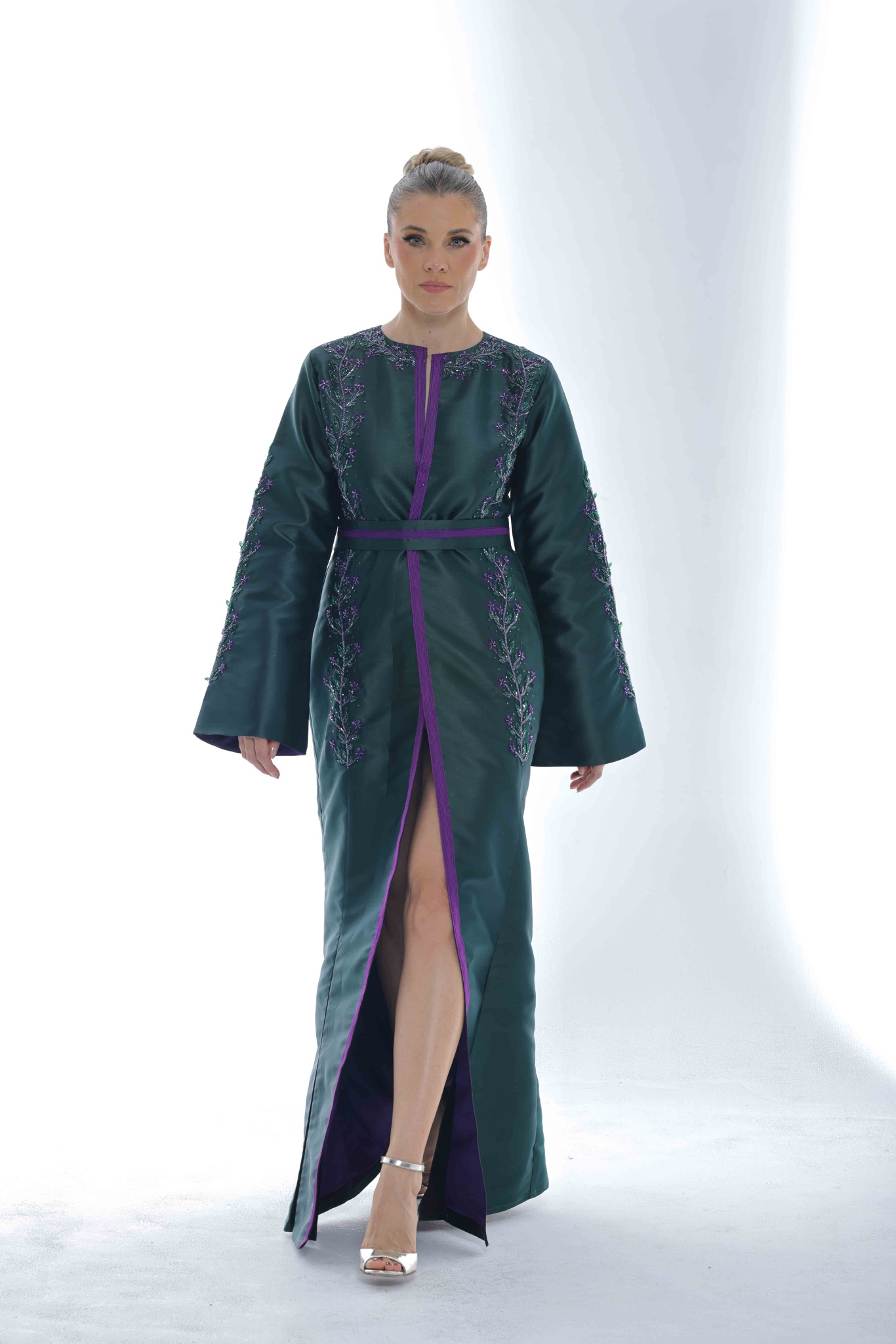Talia Abaya - Image 13