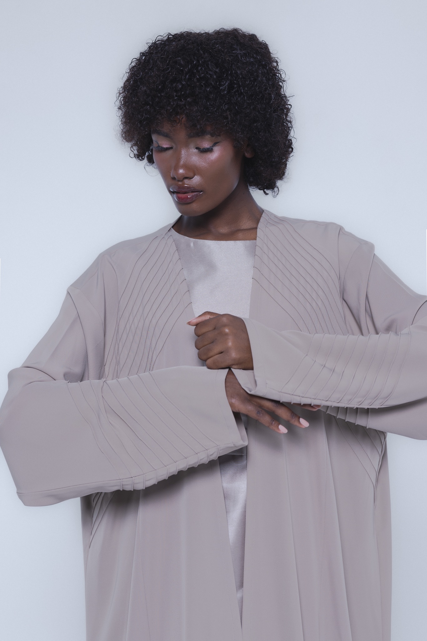 Milan Abaya - Image 6