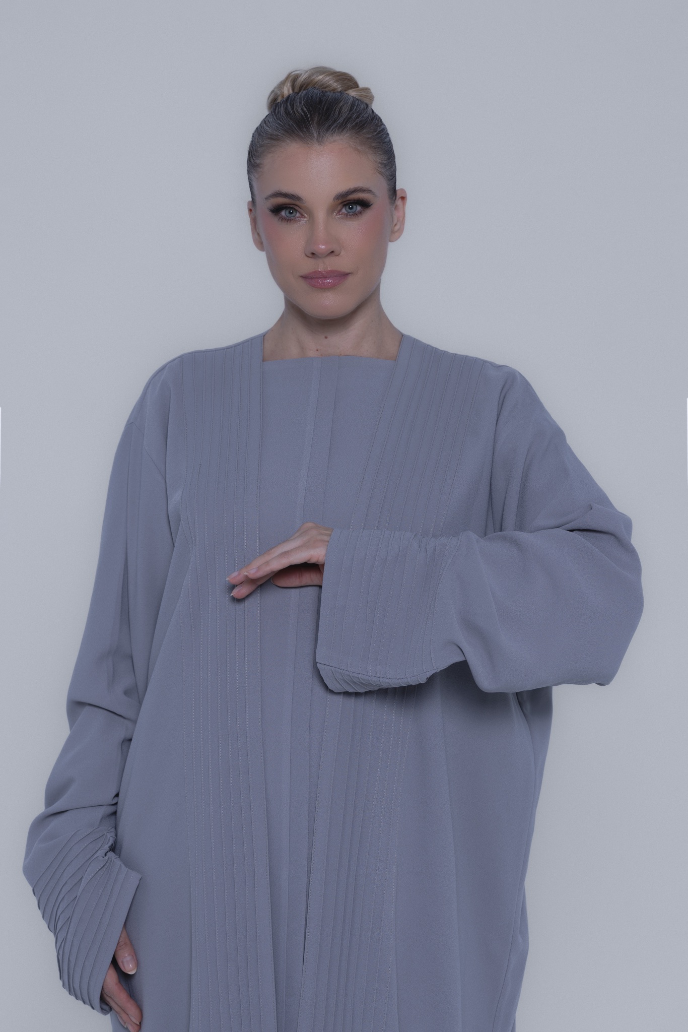 Lubna Abaya - Image 5